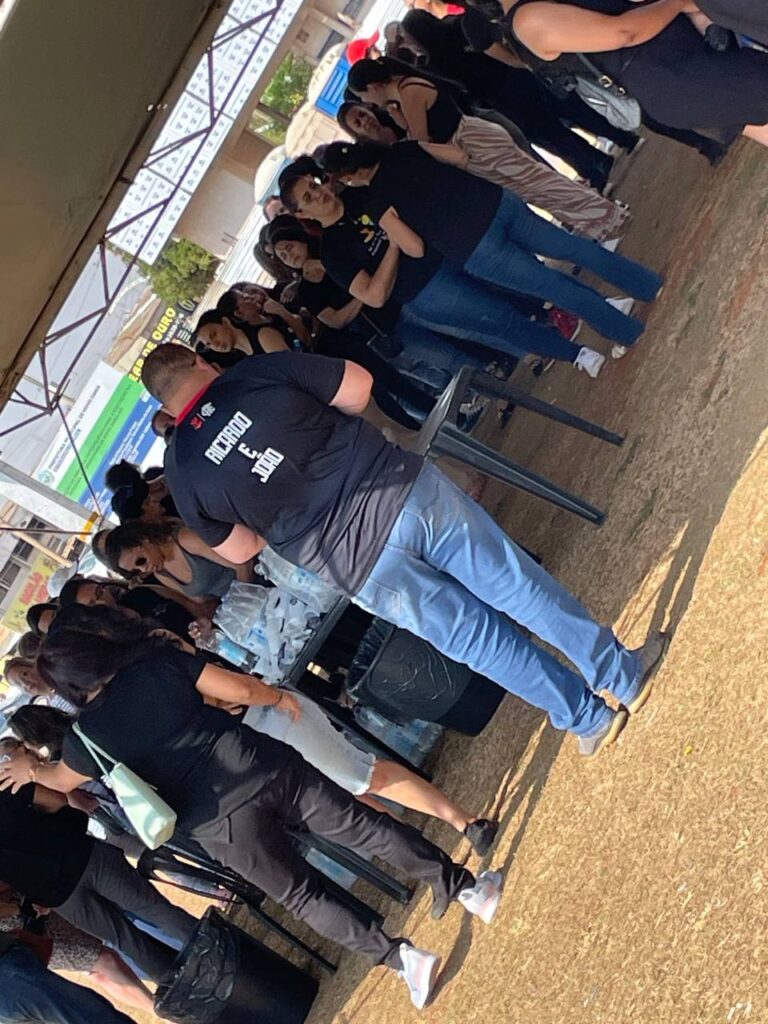 5064783958847368792-768x1024 ✊ Quando a Educação se levanta, Ninguém segura: O SINPRO-NG nas Ruas por Respeito e Valorização!